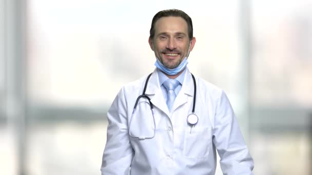 알 약의 병 외과 의사. — 비디오