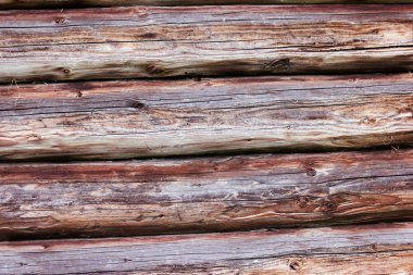 ahşap günlükleri bir duvar yapısı.