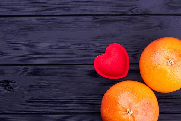 Grapefruits, jantung dan ruang copy . — Stok Foto