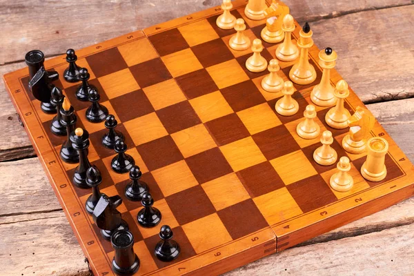Szachownicy z figury szachowe. — Zdjęcie stockowe