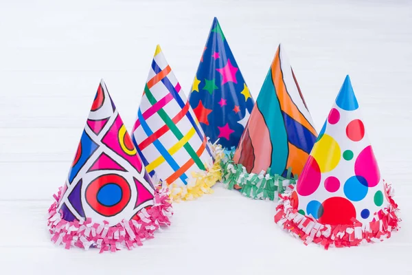Группа красочных шляп для вечеринок . — стоковое фото