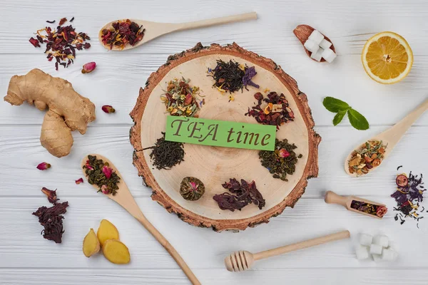 Çay Zamanı Bileşimi.