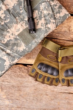 Askeri asker temelleri.