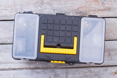 Plastik takım kılıfı, üst görünüm.