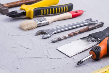 Onarım ve kopyalama alanı için çeşitli araçlar.