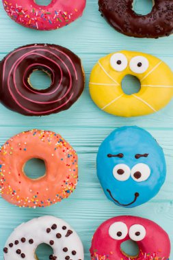 Çok renkli donut arka plan.