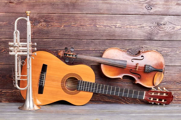 Muziekinstrumenten van vintage stijl. — Stockfoto