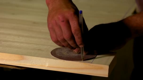 Medidas de marcação do carpinteiro . — Vídeo de Stock