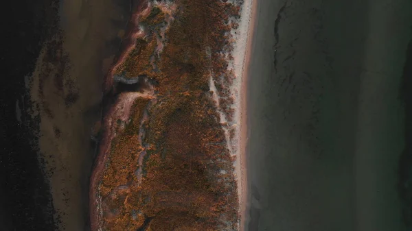 Vista panorâmica do drone no mar e na costa . — Fotografia de Stock