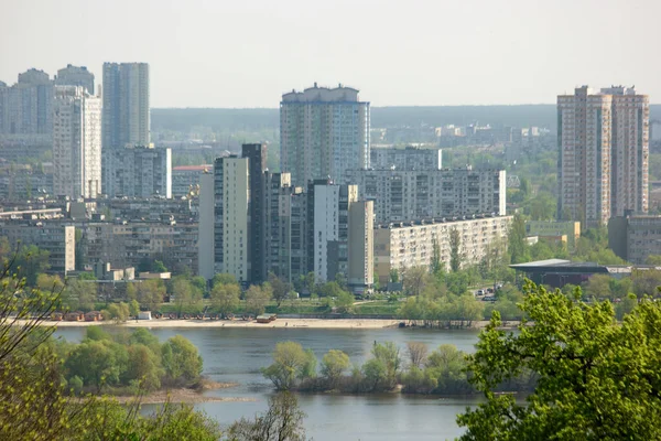 Widok na Kijów na rzekę Dniepru. — Zdjęcie stockowe