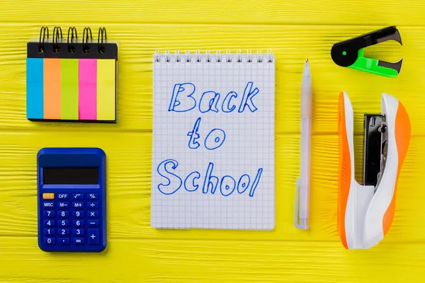 Ritorno al concetto di scuola. — Foto Stock