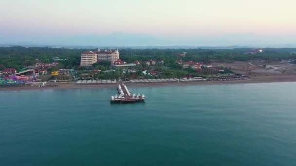 Bela paisagem marinha mediterrânea na Turquia. — Vídeo de Stock