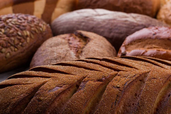 Pane artigianale croccante da vicino. — Foto Stock