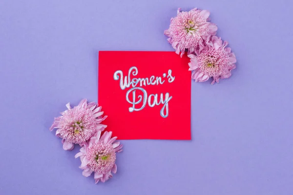 여성의 날의 붉은 인사 카드. — 스톡 사진