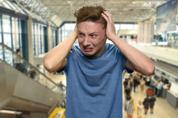 Portrait of furious stressed teenage boy. — Stock Photo, Image