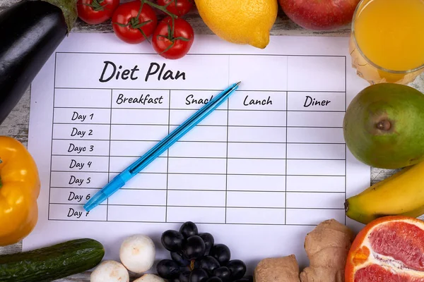 Blad en pen van het dieetplan. — Stockfoto