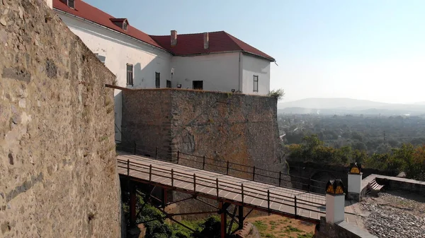 Alte versenkbare Brücke der Festung. — Stockfoto