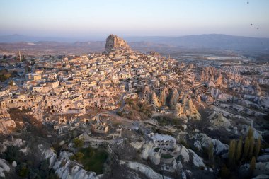 Ortahisar 'da gün batımı, Kapadokya, Türkiye.