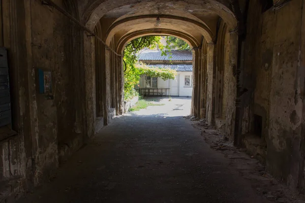 Ukrayna, Odessa, şehir manzarası, manzara, sokaklar, avlular