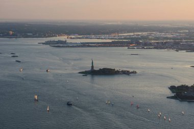 New York 'taki Özgürlük Adası manzarası