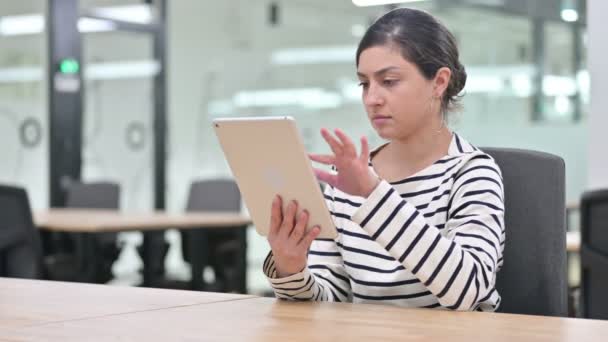 Attractive Indian Woman Working on Digital Tablet — Stock Video