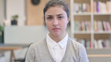 Üzgün Hintli Kadın Üzgün