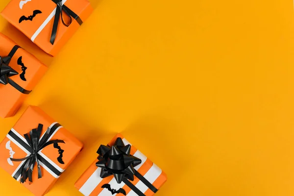 Cajas Regalo Con Colores Tradicionales Evento Halloween Naranja Blanco Negro — Foto de Stock