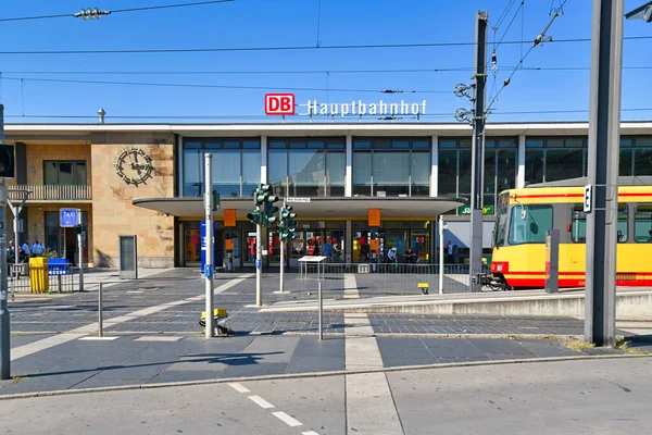 Heilbronn Deutschland September 2020 Heilbronner Hauptbahnhof Mit Platz Und Seilbahngleisen — Stockfoto