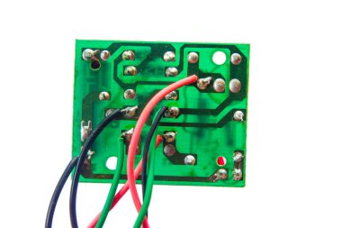 beyaz backgroun izole Elektronik devre kartı yakın çekim