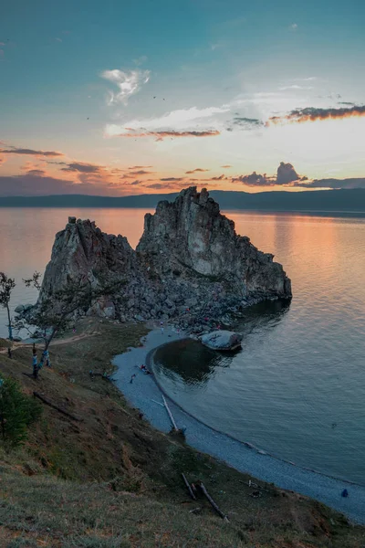 Cabo Shamanka Roca Azul Claro Lago Baikal Entre Rocas Costa — Foto de Stock