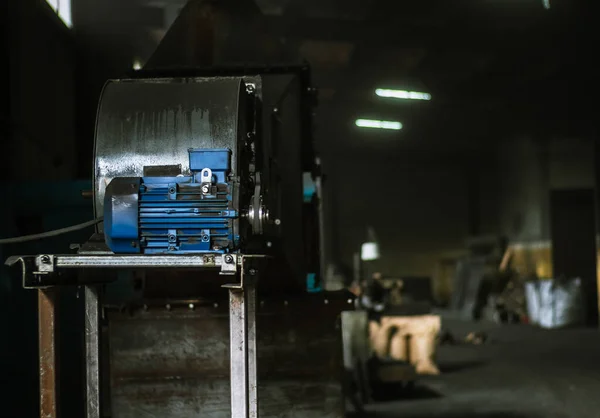 Equipamento Industrial Azul Motor Bomba Hidráulica Desfocado Para Trás Indústria — Fotografia de Stock