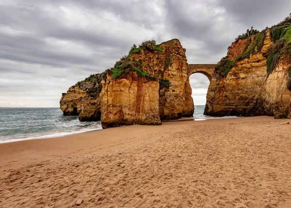 Most Łukowy Plaży Studenckiej Lagos Portugalia Oceanie Atlantyckim — Zdjęcie stockowe