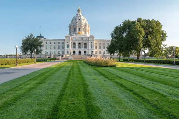 Gündoğumunda Minnesota Eyalet Meclisi — Stok fotoğraf