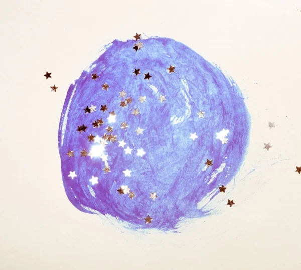 Étoiles Dorées Scintillantes Scintillantes Sur Aquarelle Bleue Abstraite Éclaboussant Couleurs — Photo