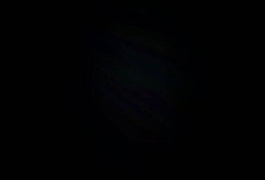 Uzun çizgileri olan koyu siyah vektör arkaplan. Sopalı modern geometrik soyut çizim. TV reklamları için arkaplan.