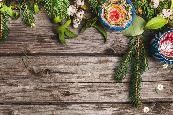 Nya Året Sammansättningen Blommor Presenter Ett Träbord Jul Bakgrund Platt — Stockfoto