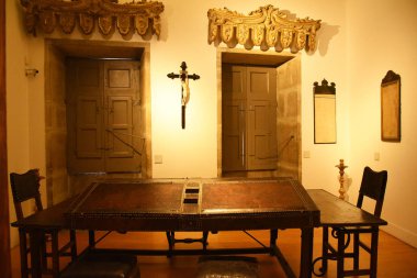 Porto, Portekiz - 09 Ocak 2019: İç Clerigos Kilisesi (Church ruhban sınıfının). Porto şehrinde en yüksek kulenin.