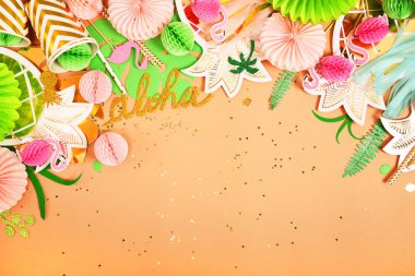 Festival arka plan. Tropikal Tema. Yaz. Hawaii. Parti, doğum günü. Yukarıdan görüntüleyin. Düz yatıyordu.