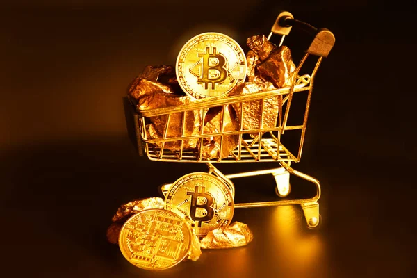 Koncepcja Monet Bitcoin Złote Kamienie Zbliżenie — Zdjęcie stockowe