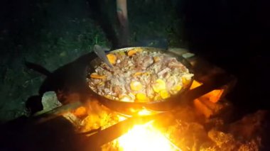 Sokak gıda. Söz konusu pişmiş gıda