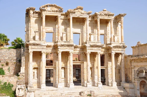 Türkiye Nin Efes Kentindeki Celsus Kütüphanesi — Stok fotoğraf