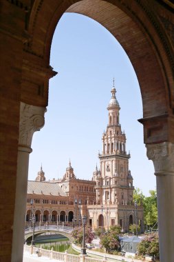 Plaza de Espana (İspanya Meydanı, İngilizce) Sevilla, İspanya 'da yer almaktadır.