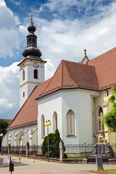 Iglesia Católica Parroquia Asunción Virgen María Pezinok Eslovaquia —  Fotos de Stock