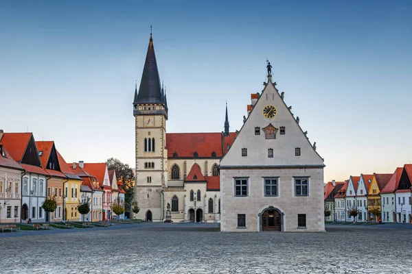 Kasaba Meydanı Egidius Bazilikası Belediye Binası Bardejov Slovakya — Stok fotoğraf