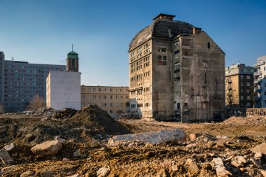 Bratislava 'daki bira fabrikası Stein' ın yıkımı - Slovakya