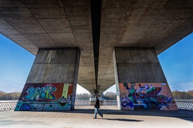 Tuna 'daki Lafranconi Köprüsü - Bratislava - Slovakya.