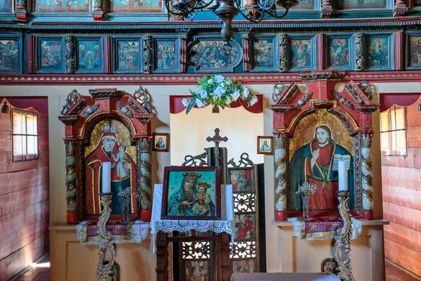 スヴィドニク 野外博物館 ノヴァポリアンカ インテリア スロバキアからの木造教会 — ストック写真