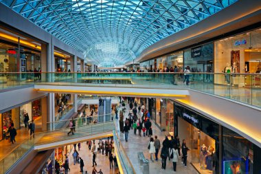 Eurovea alışveriş merkezi, modern bina, iç yapı, Bratislava, Slovakya, Eurovea binası, modern mimari, dükkan, alışveriş merkezi