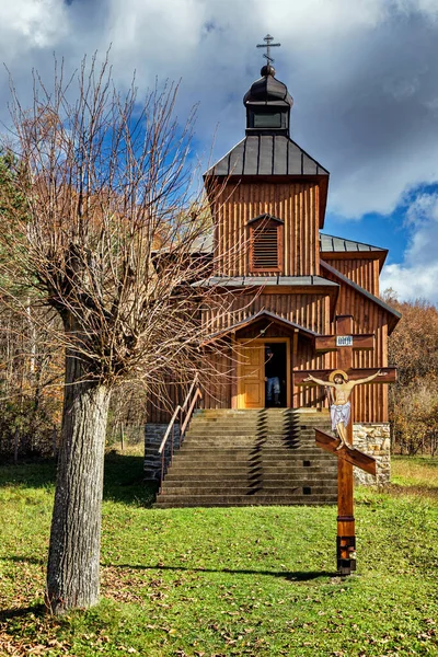Медведица Православная Деревянная Церковь Словакия — стоковое фото