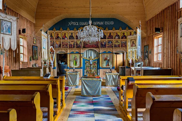 Medvedie Iglesia Ortodoxa Madera Eslovaquia —  Fotos de Stock